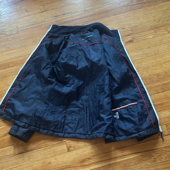 Tommy Hilfiger Quilted All Weather Systems Jacket - Picture 2 of 8